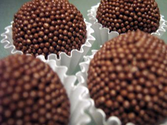 brigadeiro com choco-power preto